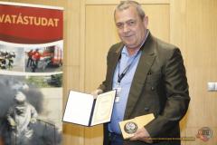 1_rajmund_c9a9393_w2.m